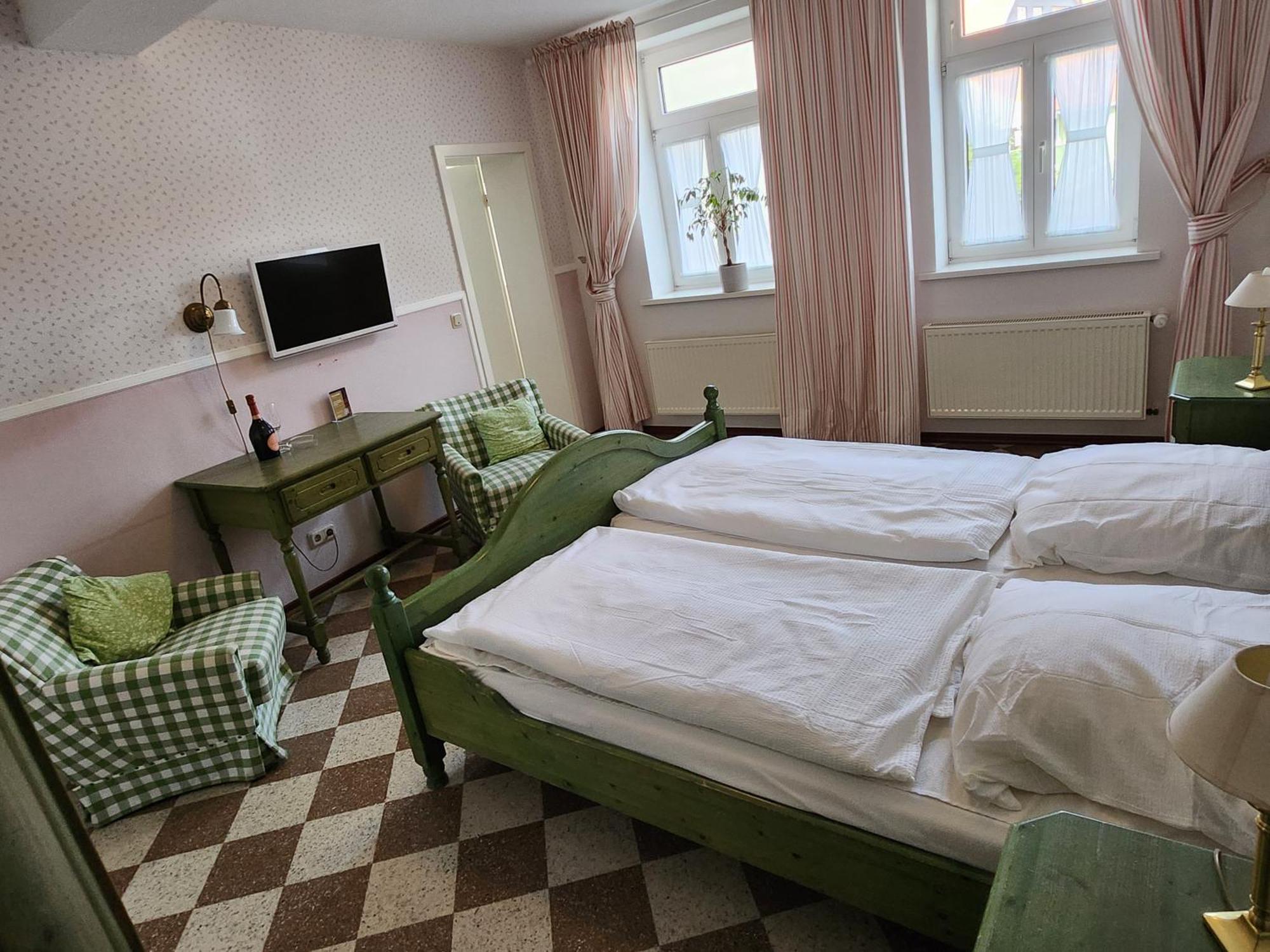 Hotel Garni Zur Post Вернигероде Экстерьер фото