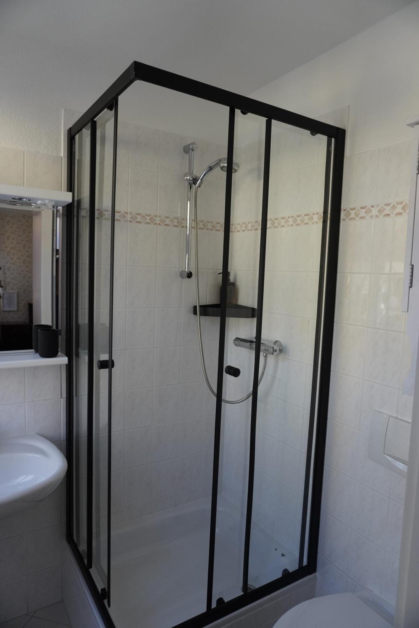Hotel Garni Zur Post Вернигероде Экстерьер фото