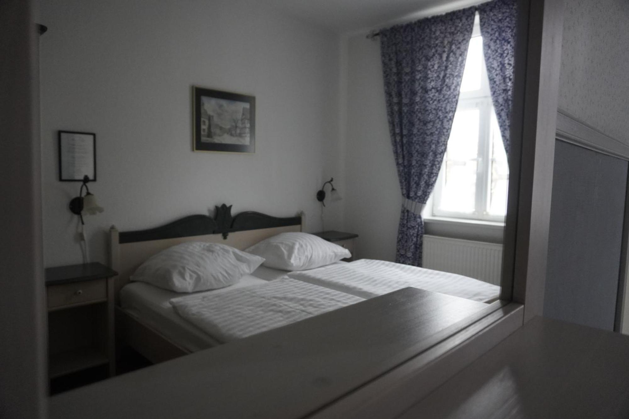 Hotel Garni Zur Post Вернигероде Экстерьер фото