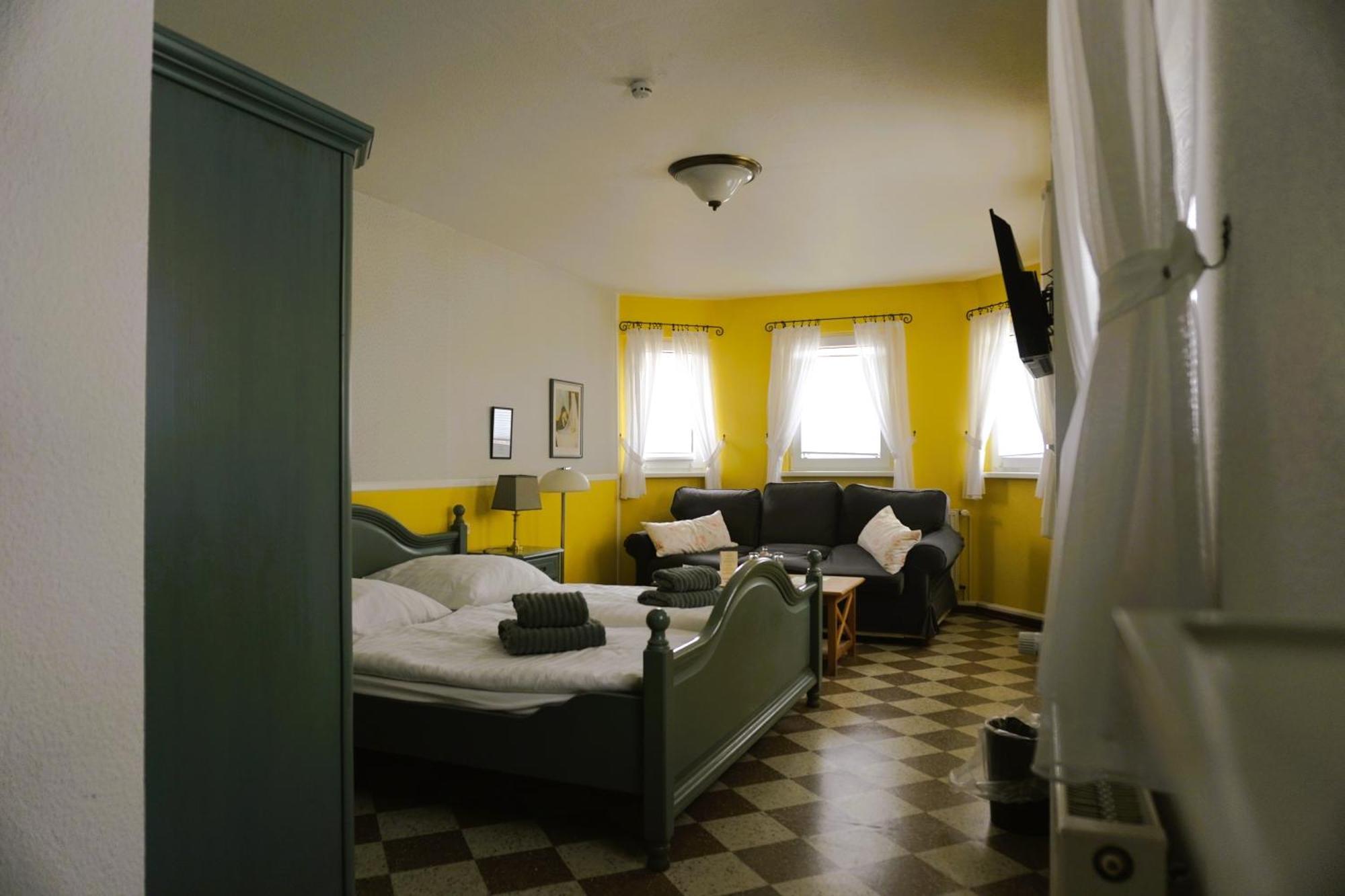 Hotel Garni Zur Post Вернигероде Экстерьер фото
