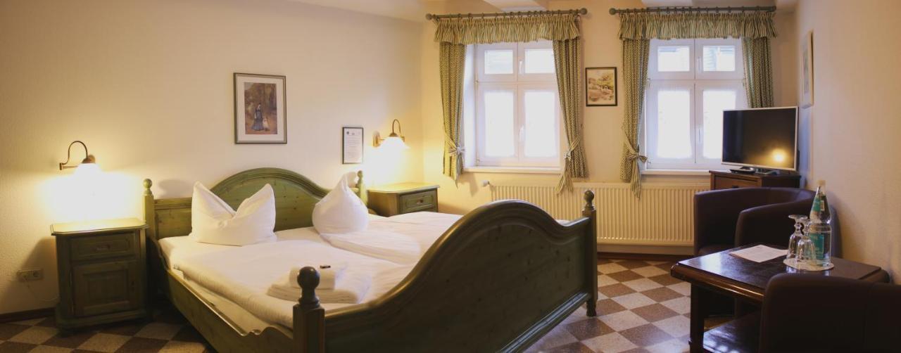 Hotel Garni Zur Post Вернигероде Экстерьер фото