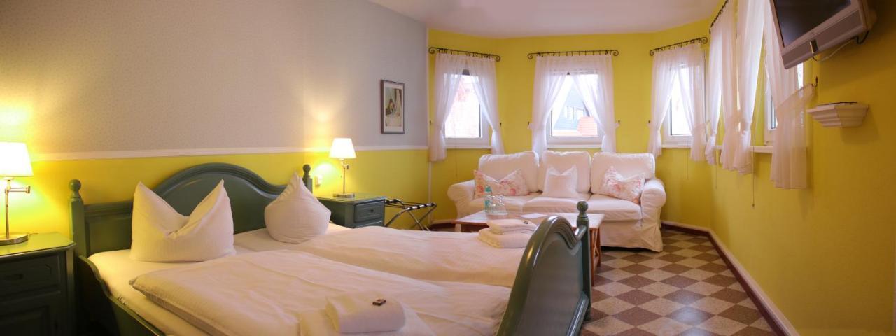 Hotel Garni Zur Post Вернигероде Экстерьер фото